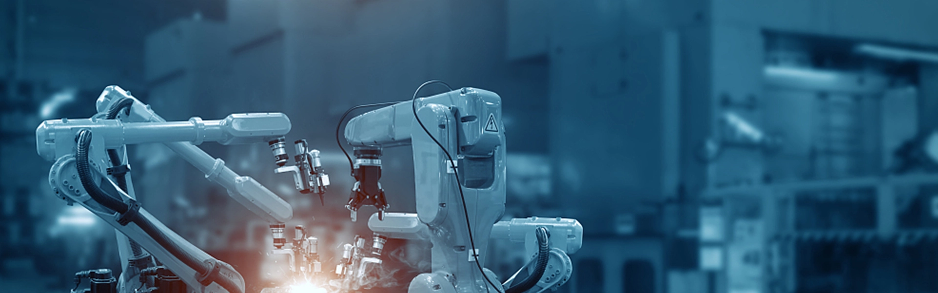 Machine laser dans la fabrication d'équipement