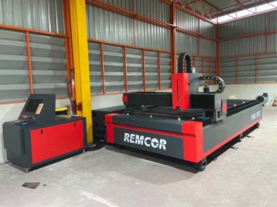 Tout ce que vous aimeriez savoir sur le fond de laser à fibre