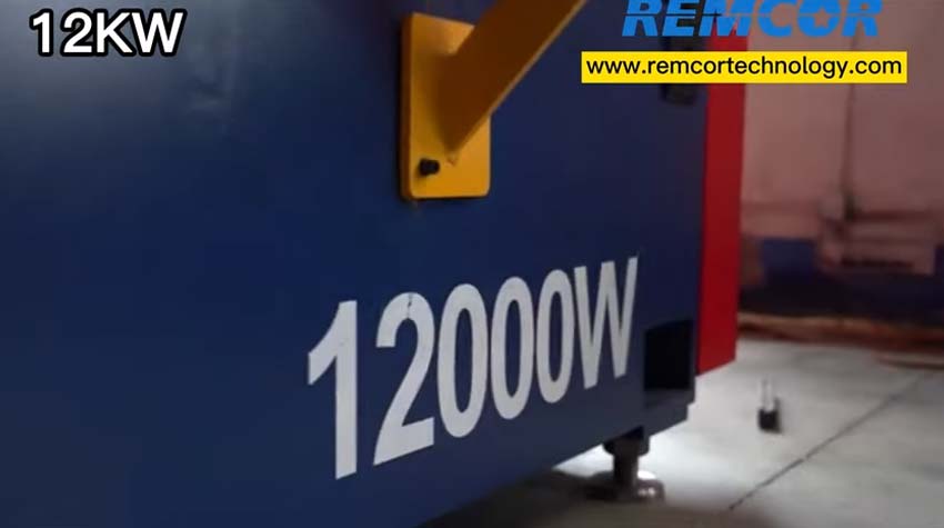 Machine de découpe laser à fibre de la technologie Remcor 12KW